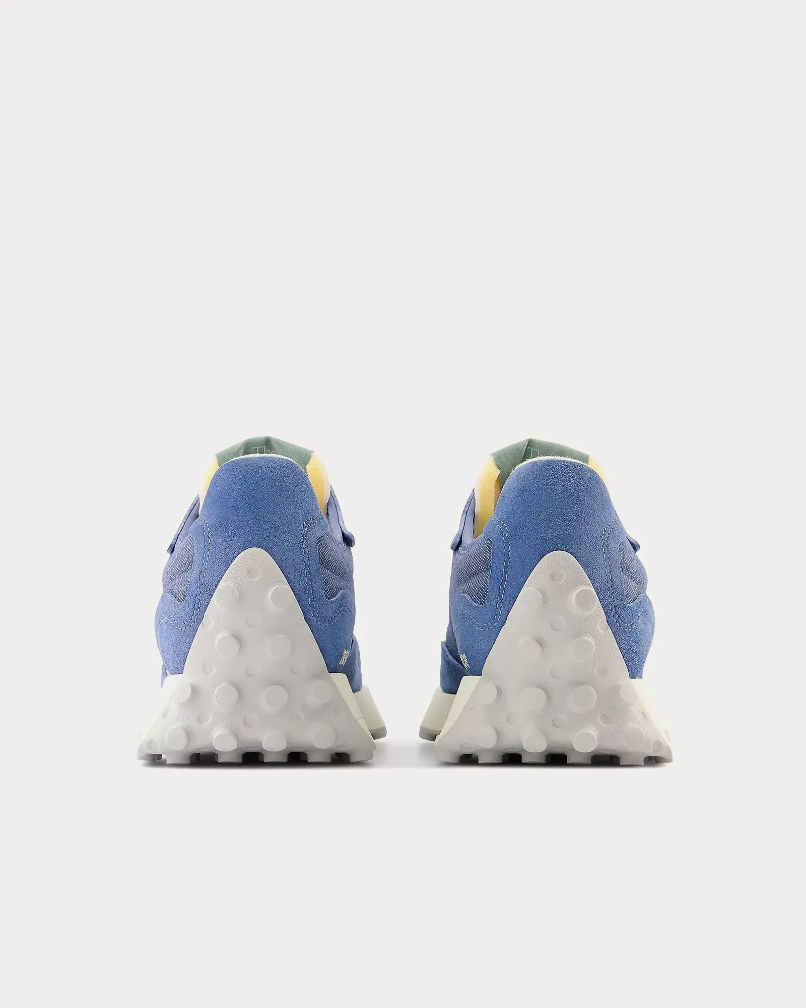 327 Mercury Blue / Juniper Low Top Sneakers