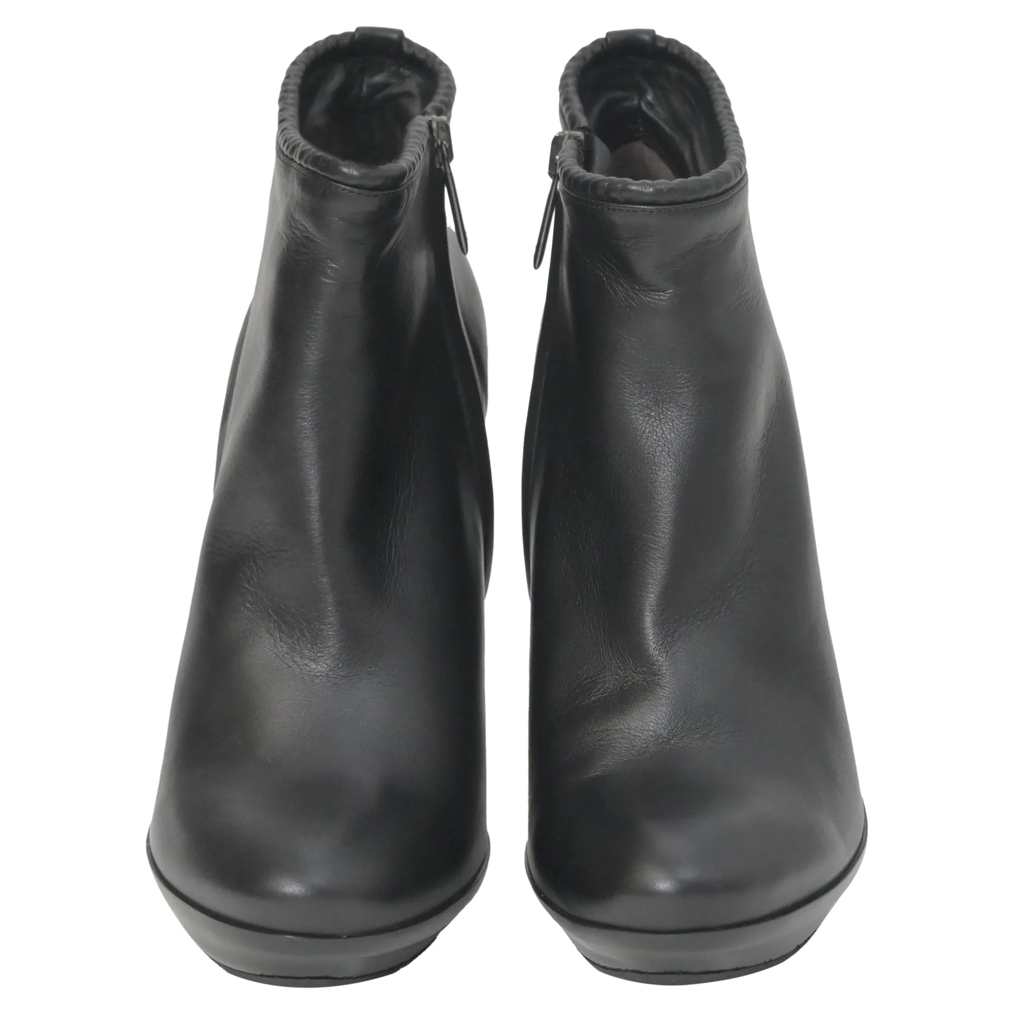 Bottega Veneta Ankle Boots in Black Leather