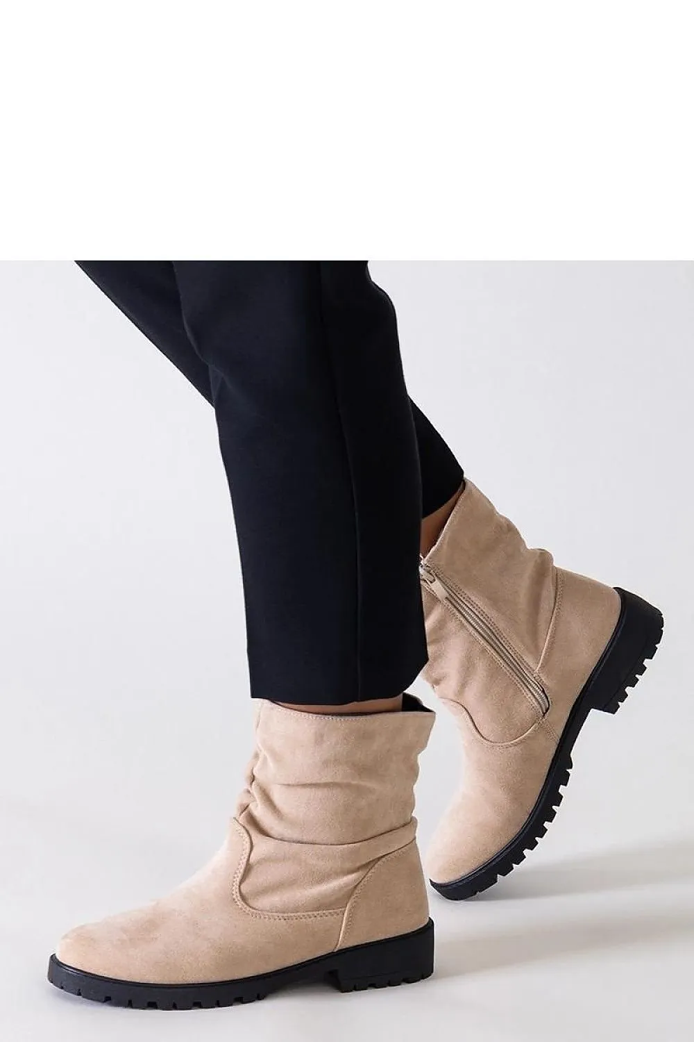 Brown wrinkled ankle boots