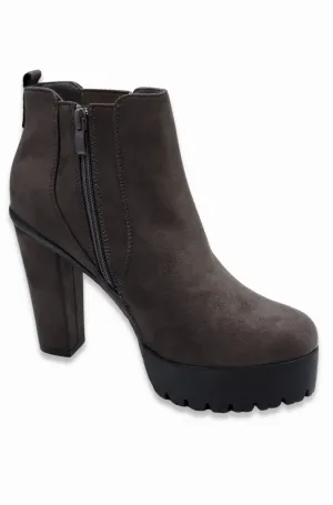 Edwin Women’s Suedette Ankle Boots (Grey)