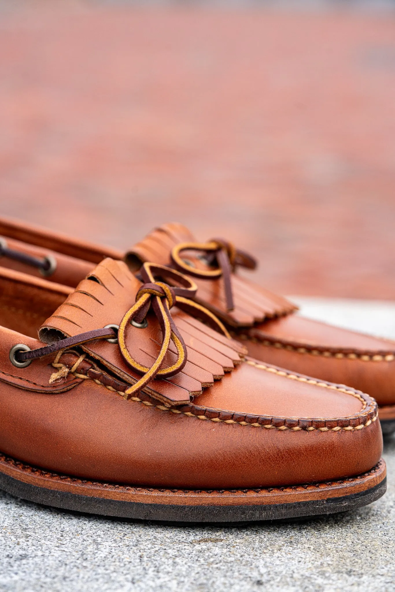 Kiltie Loafer - Tan Bulldog