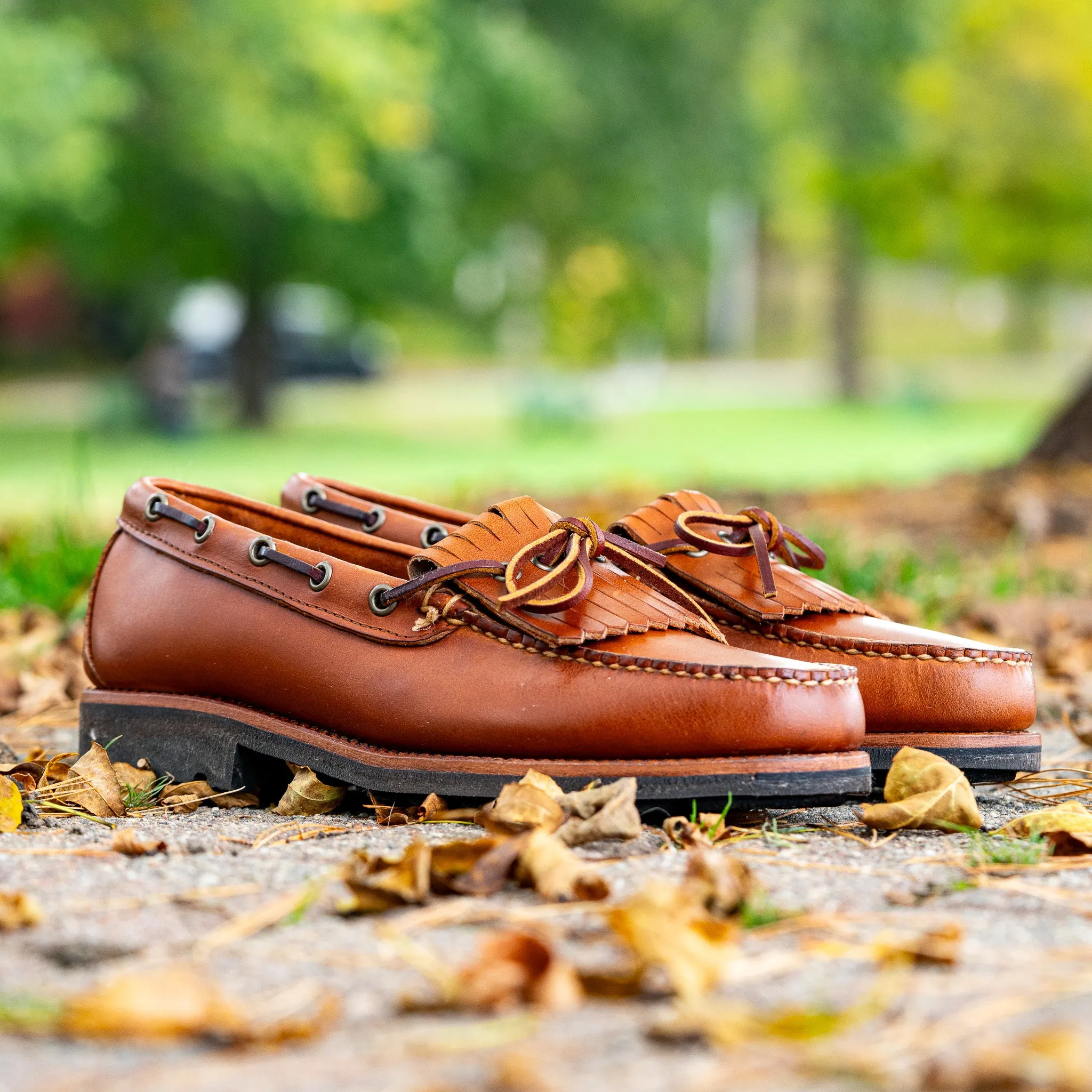 Kiltie Loafer - Tan Bulldog