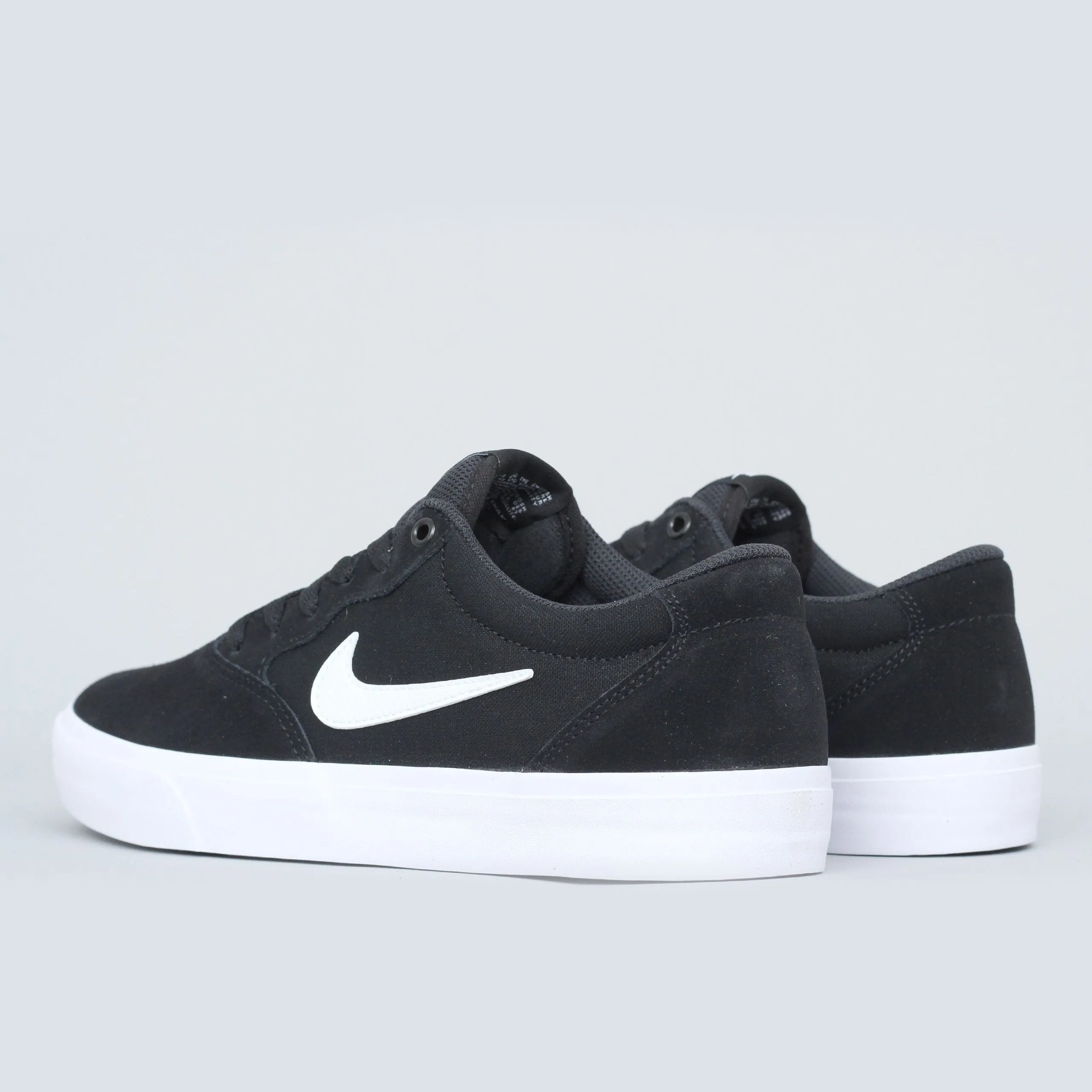 Nike SB Chron SLR Shoes Black / White