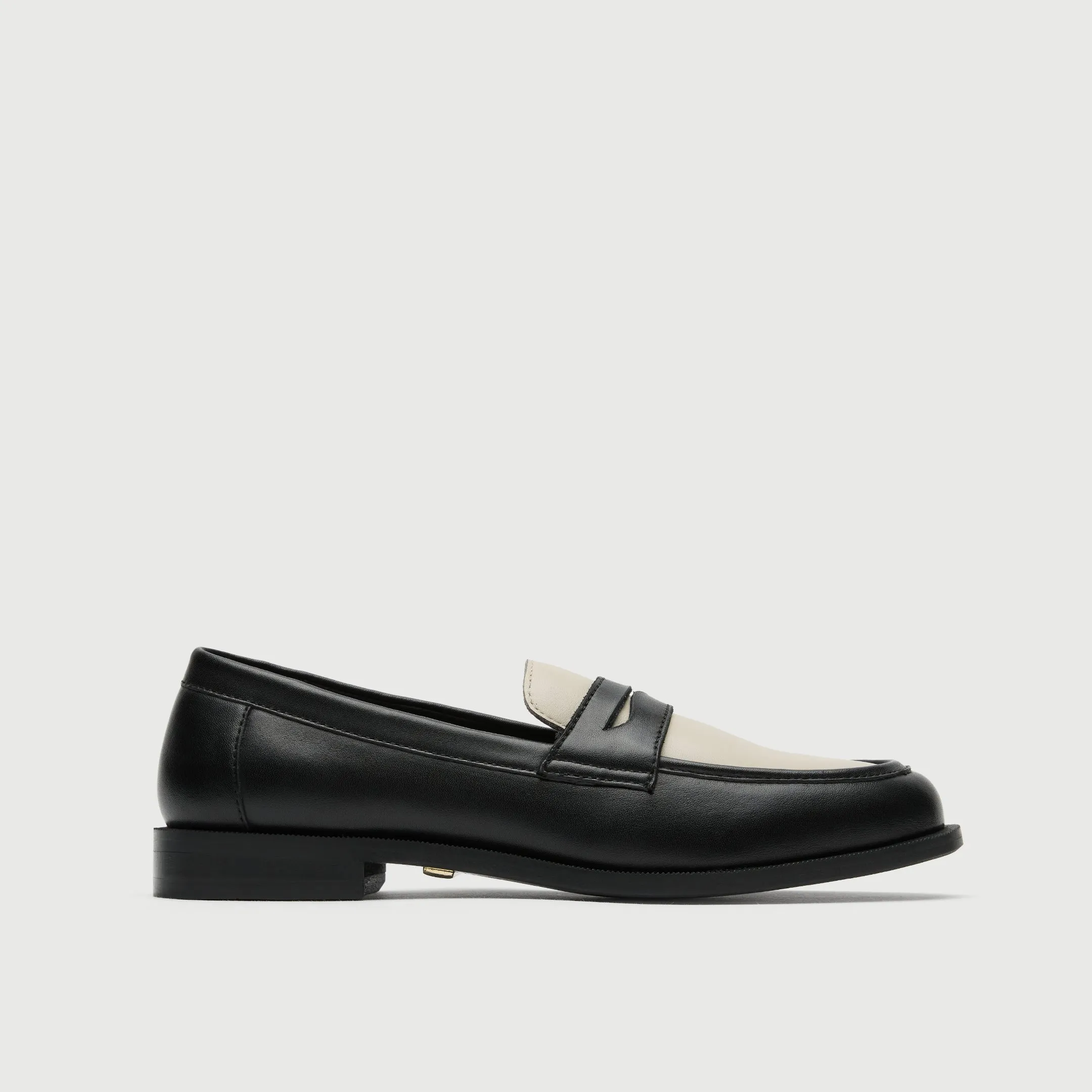 Rhea Saddle Loafer
