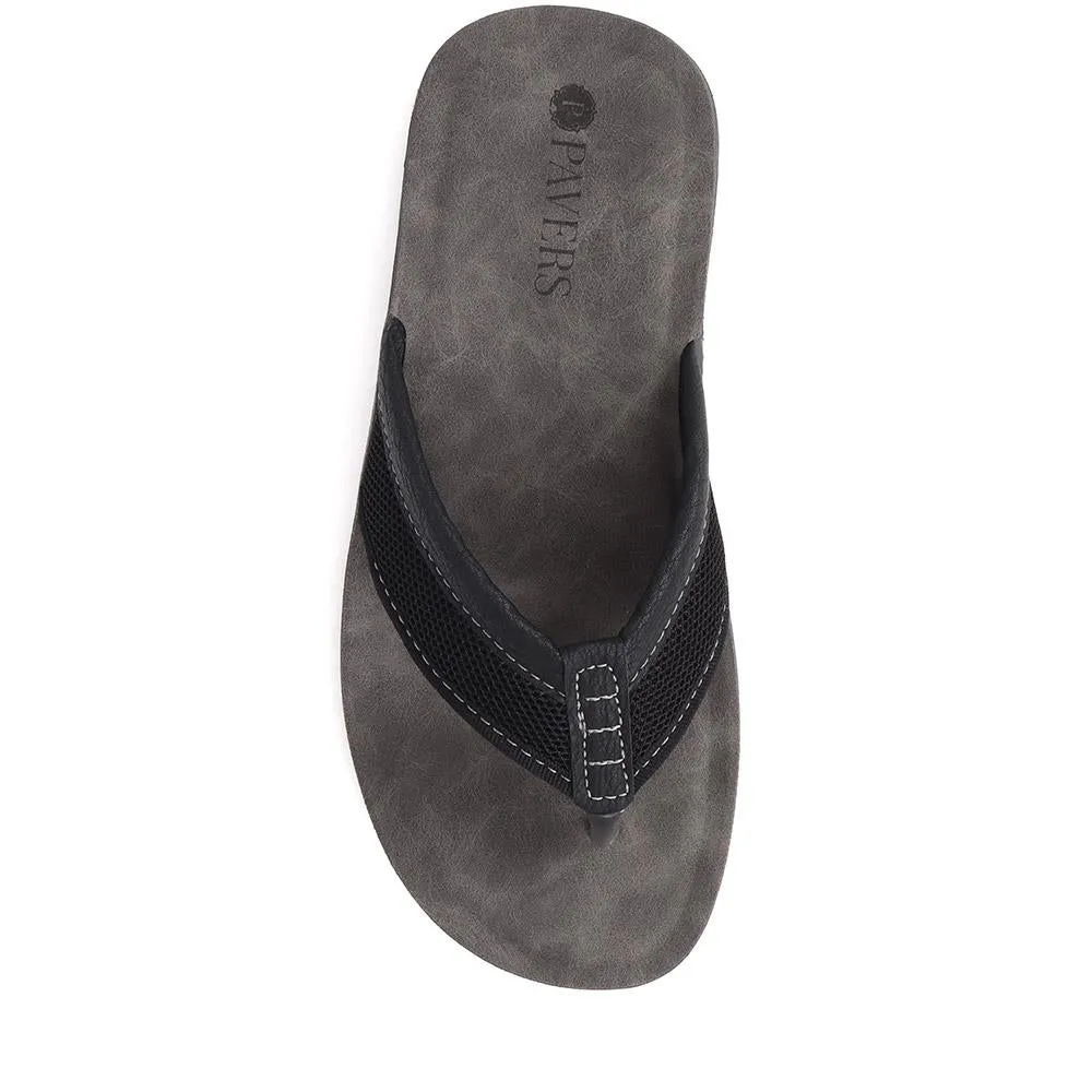 Toe-Post Flat Sandals  - INB39079 / 325 418