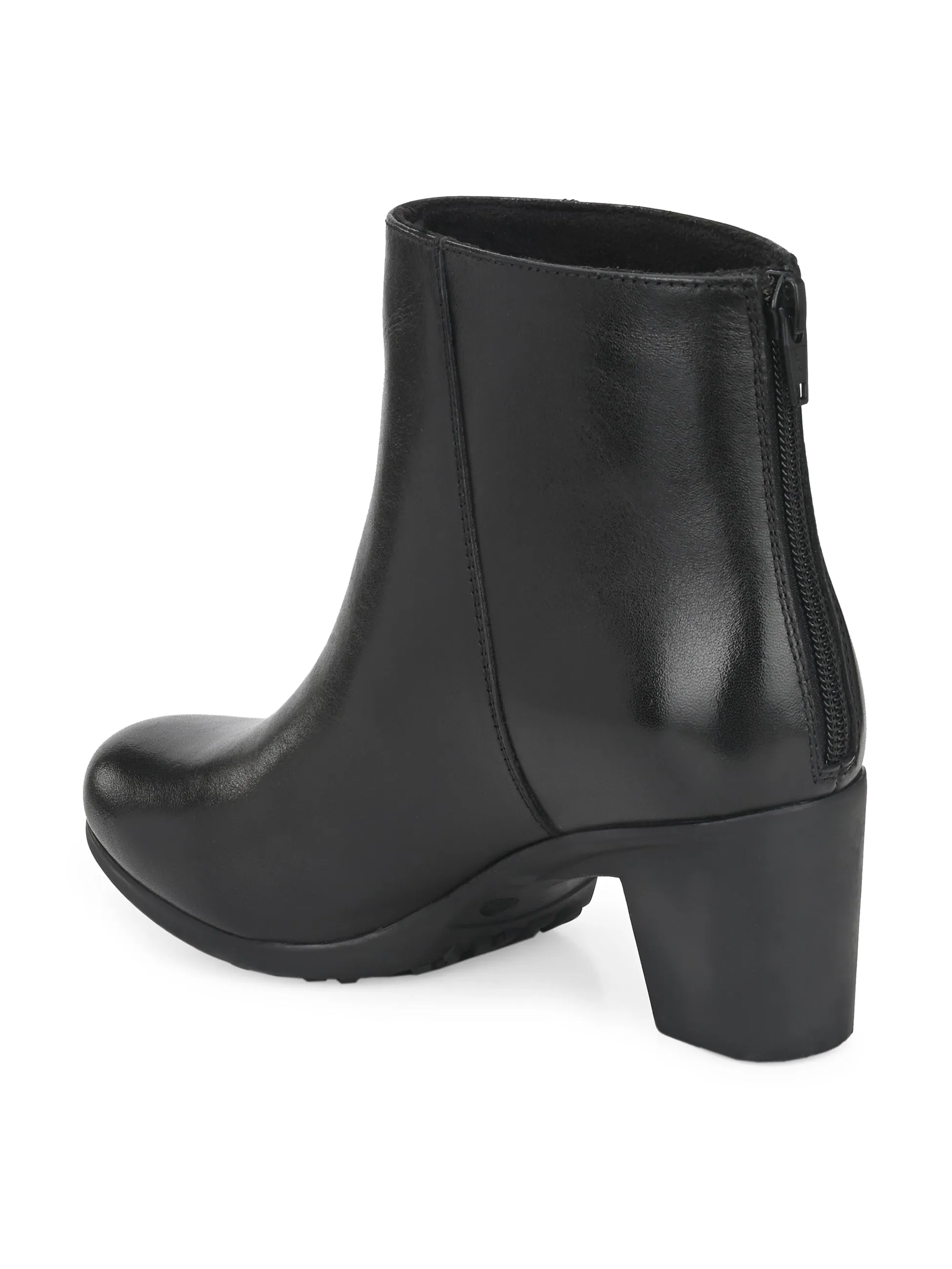 Wonder Ankle Boots